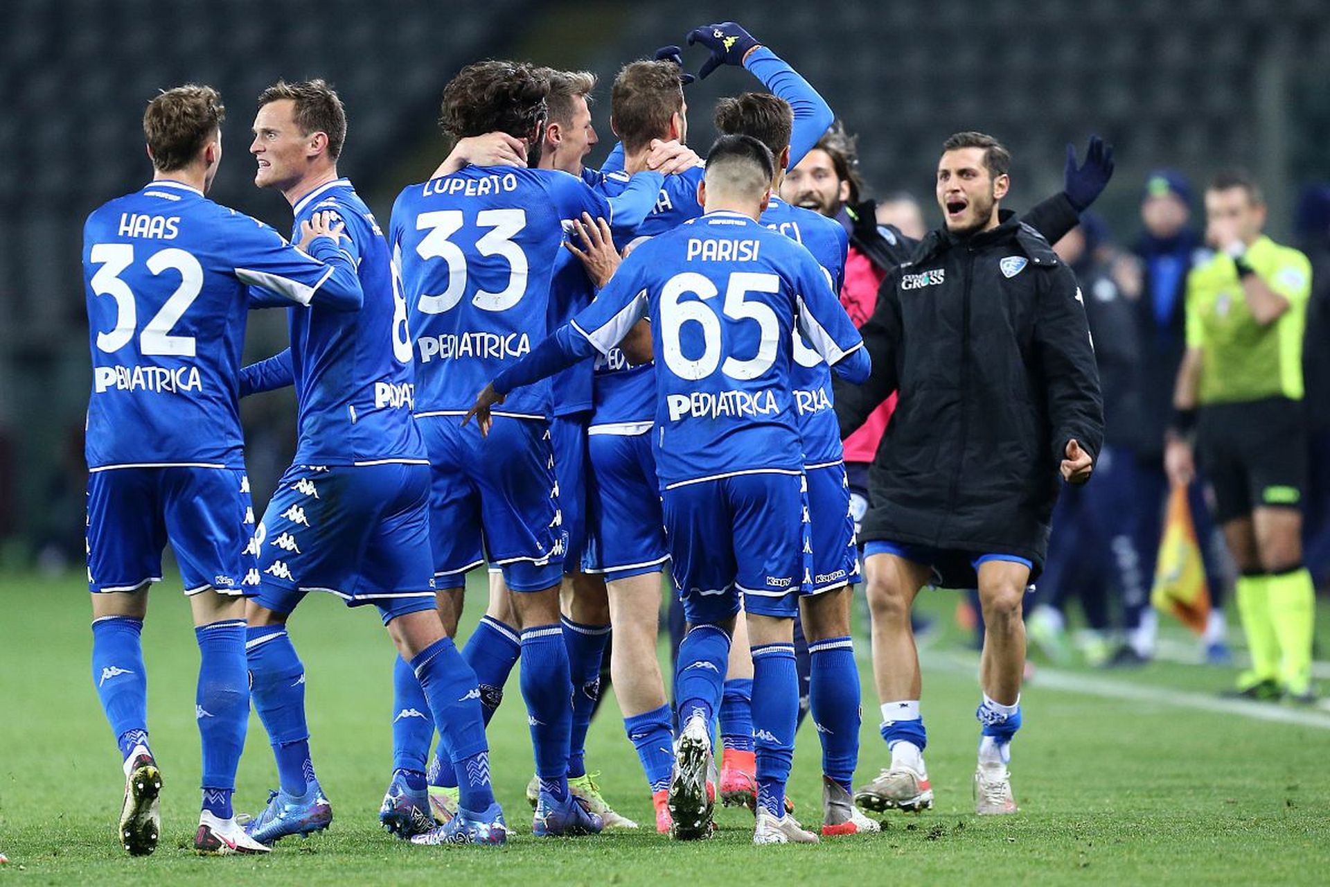 的平台上展 的平台上展